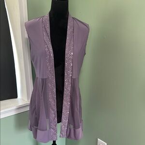 R&M Richards lavender vest size 8